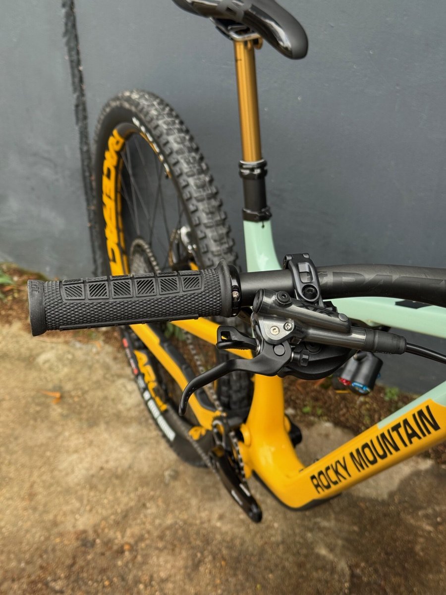 ROCKY MOUNTAIN Altitude Rallye Edition Carbon 90 29 » – 2023 – Image 8