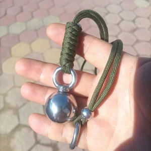 Boule acier inoxydable 30 mm avec corde 65 cm